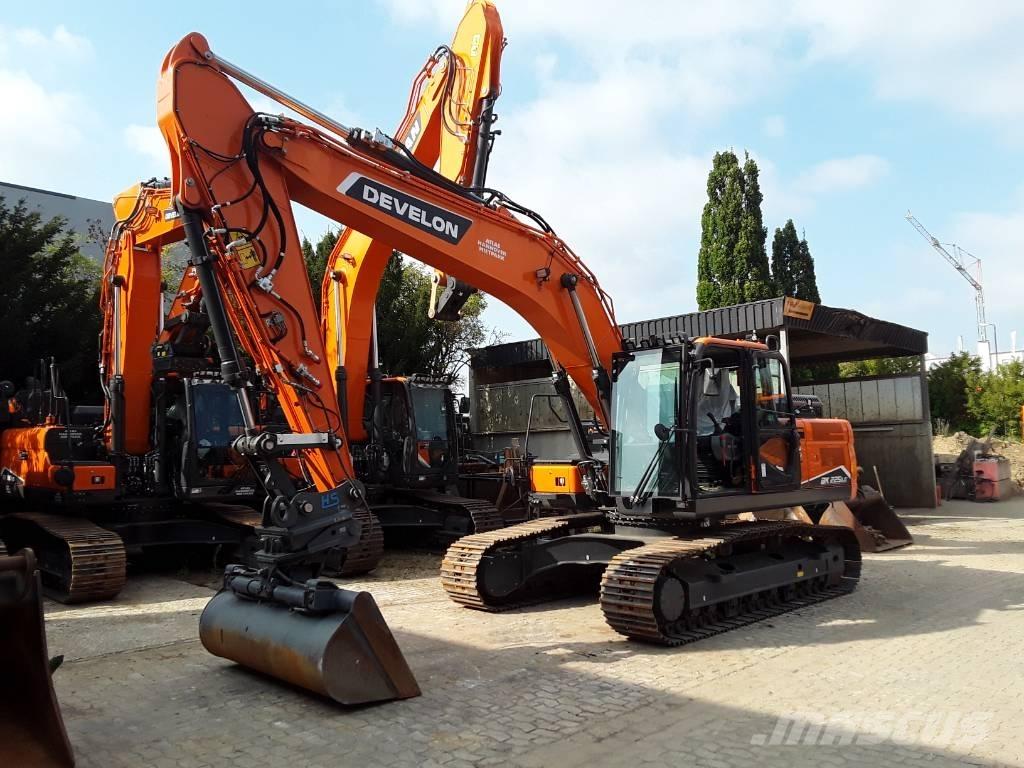 Doosan DX225LC-7 Гусеничні екскаватори