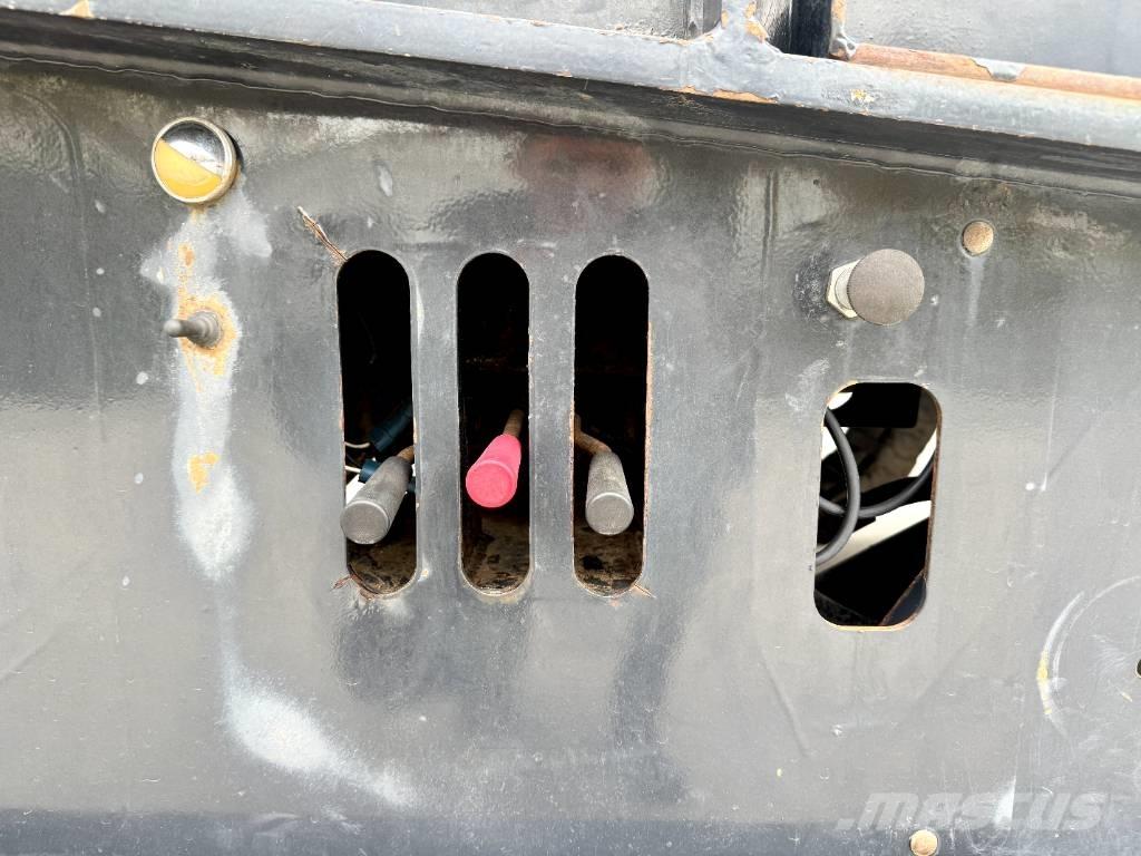 Landoll 440B Причепи-платформи/бокове розвантаження