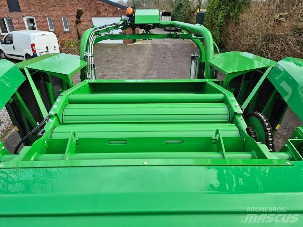 John Deere C441R Рулонні прес-підбирачі