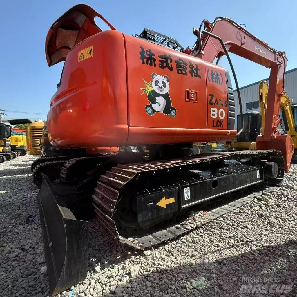 Hitachi ZX 80 Гусеничні екскаватори