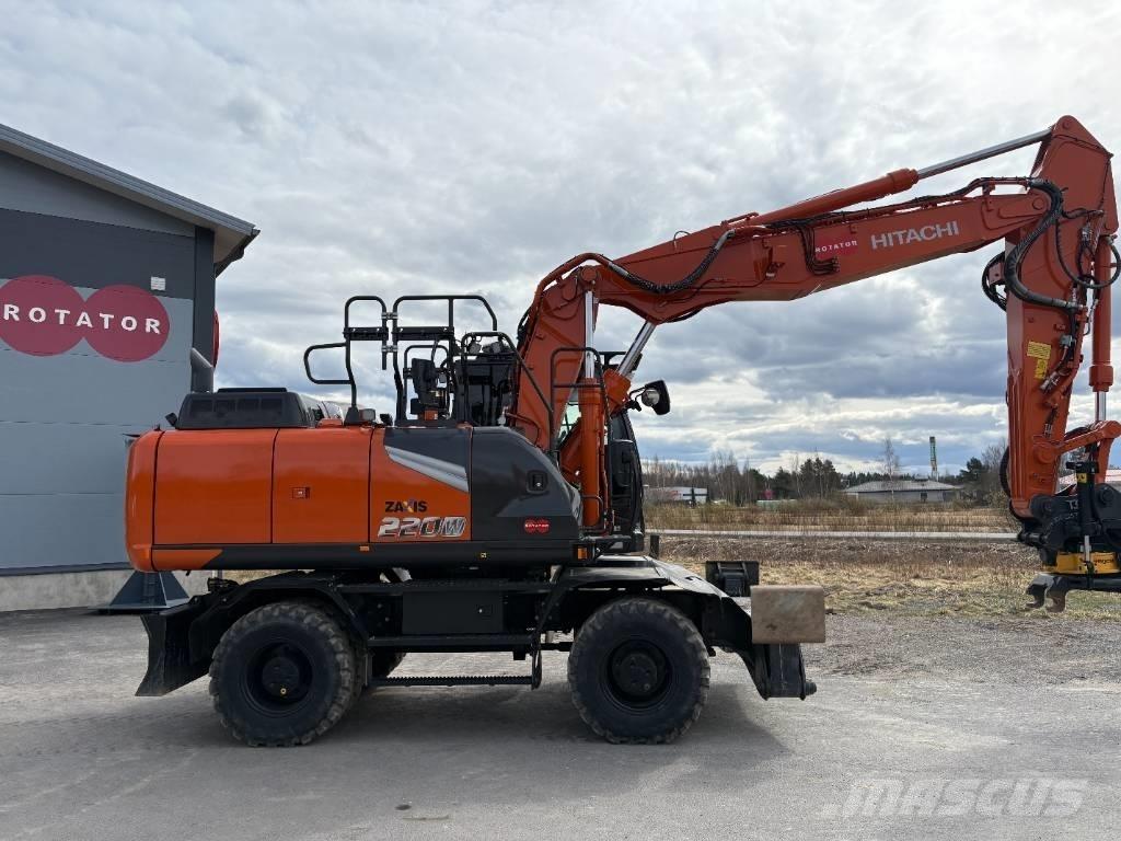 Hitachi ZX220W-7 2P Колісні екскаватори
