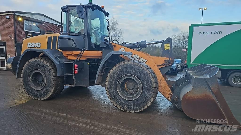 CASE 821 GXR Фронтальні навантажувачі