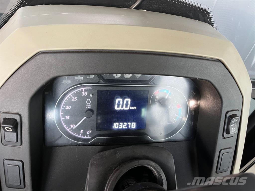 John Deere 5075 M Трактори