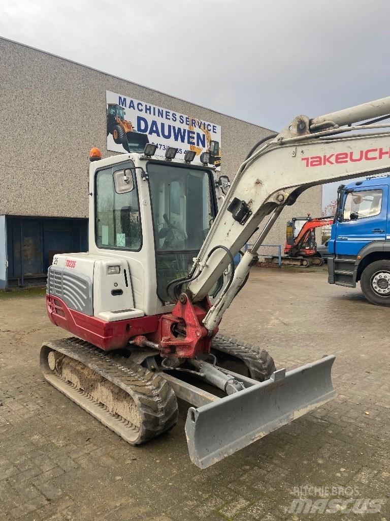 Takeuchi TB 235 Міні-екскаватори < 7т