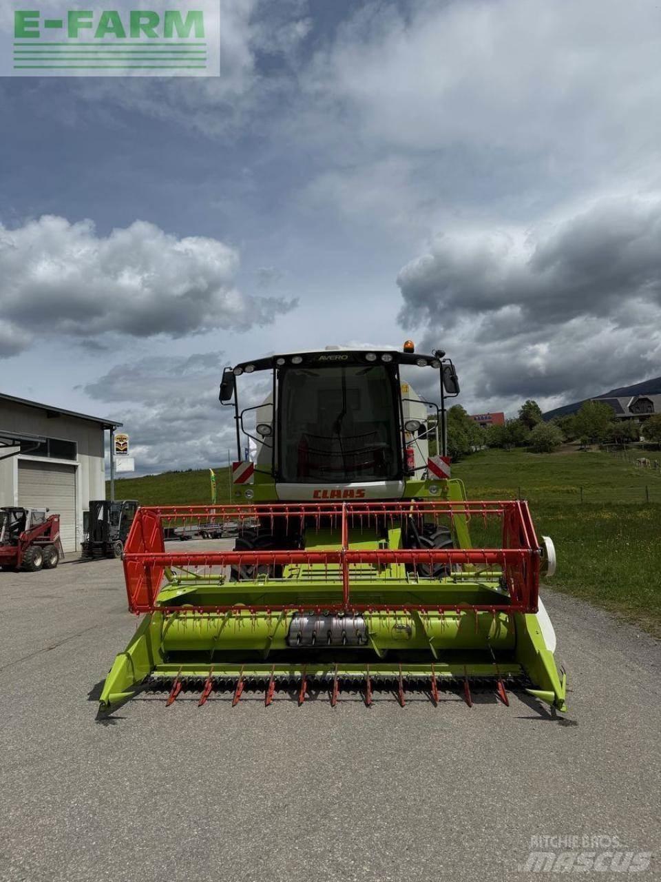 CLAAS avero 160 Зернозбиральні комбайни