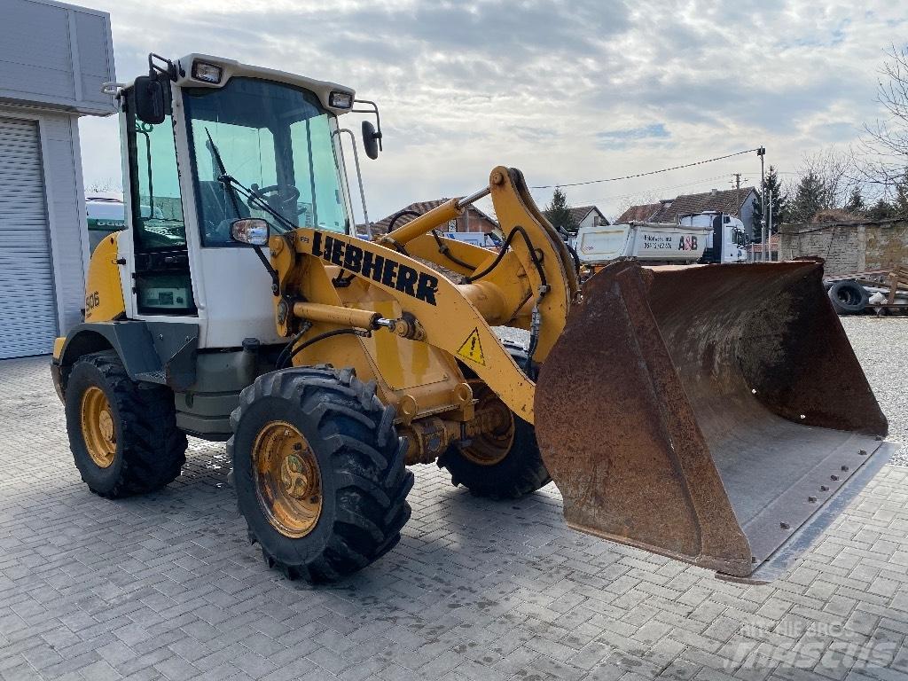Liebherr 506 Stereo Фронтальні навантажувачі
