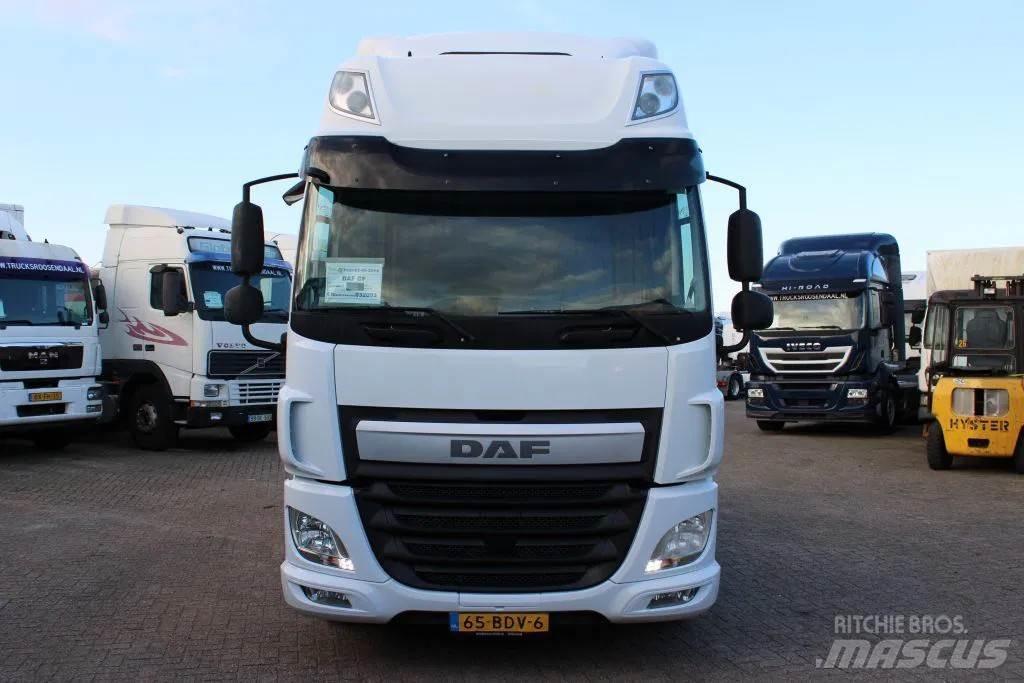 DAF CF 440 + EURO 6 Тягачі