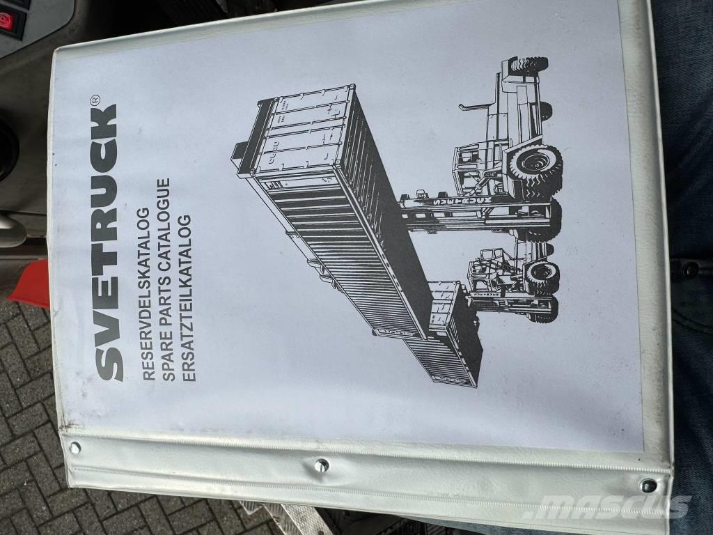 Svetruck 13,6- 1200 Дизельні навантажувачі