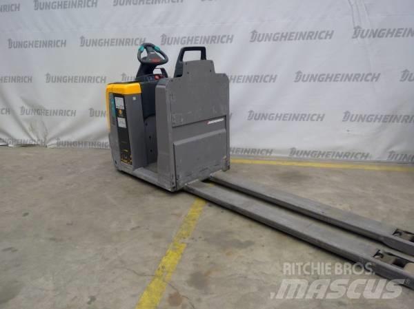 Jungheinrich ECE 225 Підбирачі замовлень з нижніх ярусів
