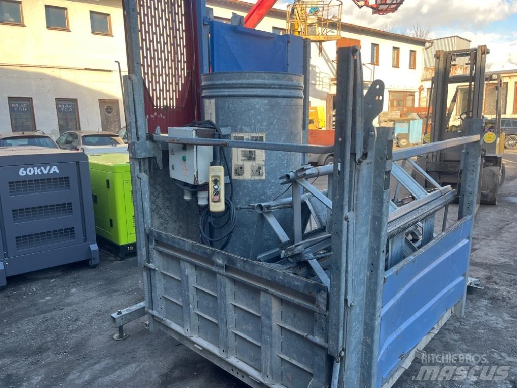 Geda 500 Z ZP Вертикальні щоглові підйомники