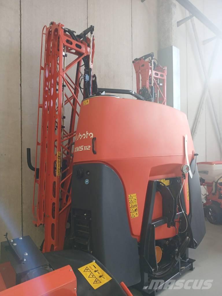 Kubota XMS112 Навісні обприскувачі