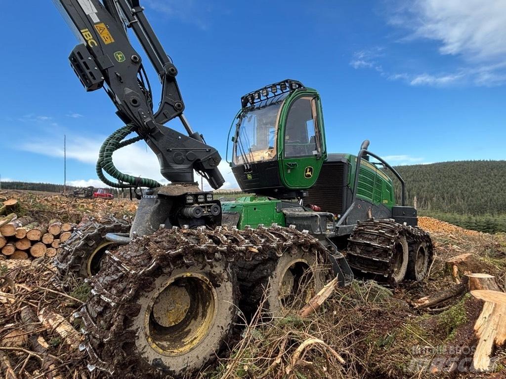 John Deere 1270G 8WD Харвестери