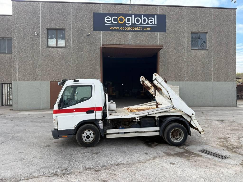 Mitsubishi FUSO Автоконтейнеровози