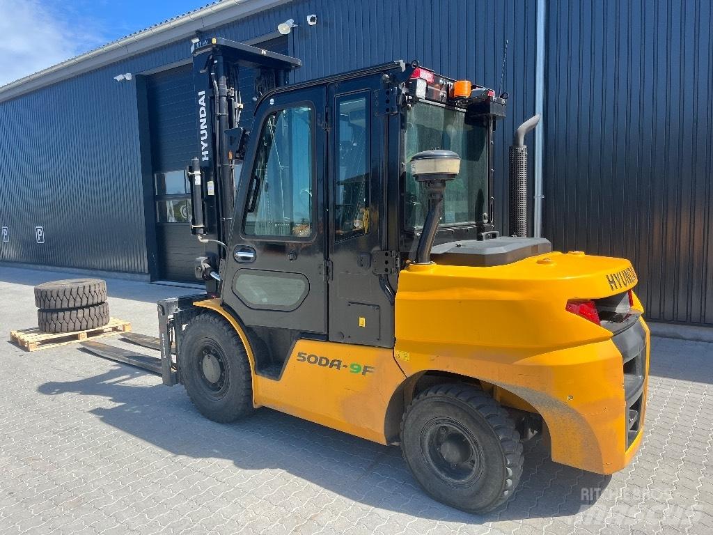 Hyundai 50 D-9 A Дизельні навантажувачі