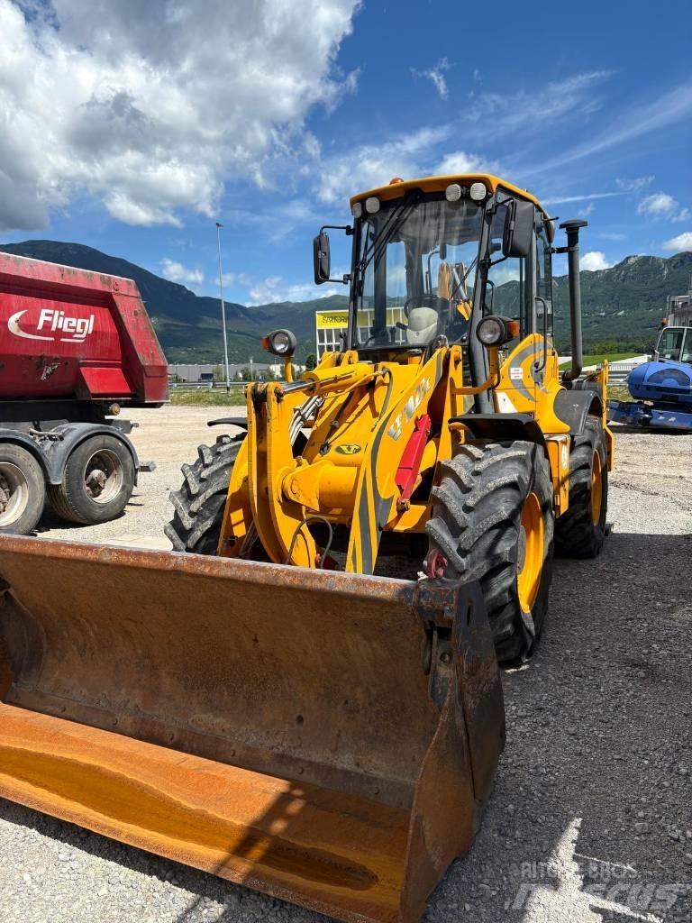 Venieri VL 10.23C Екскаватори-навантажувачі