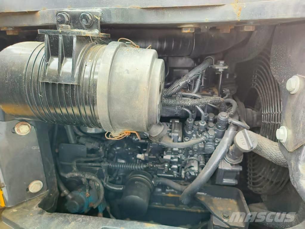 Komatsu PC 40 MR Міні-екскаватори < 7т