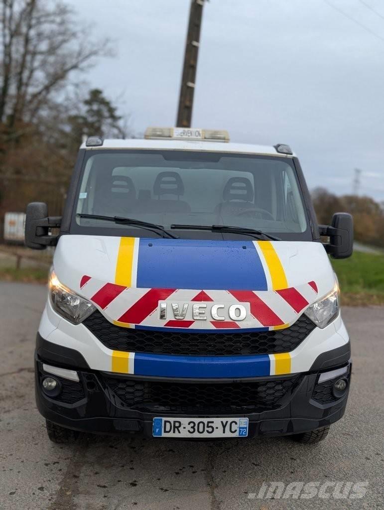 Iveco 35C 15 Панельні фургони