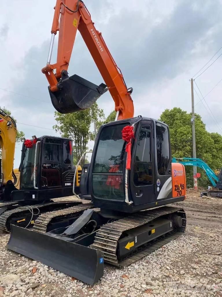 Hitachi zaxis70 Гусеничні екскаватори