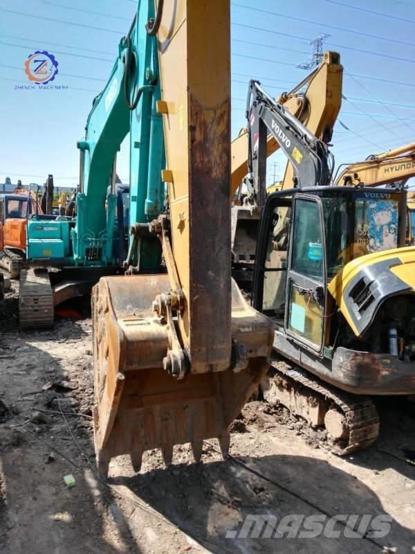 CAT 323 D L Гусеничні екскаватори