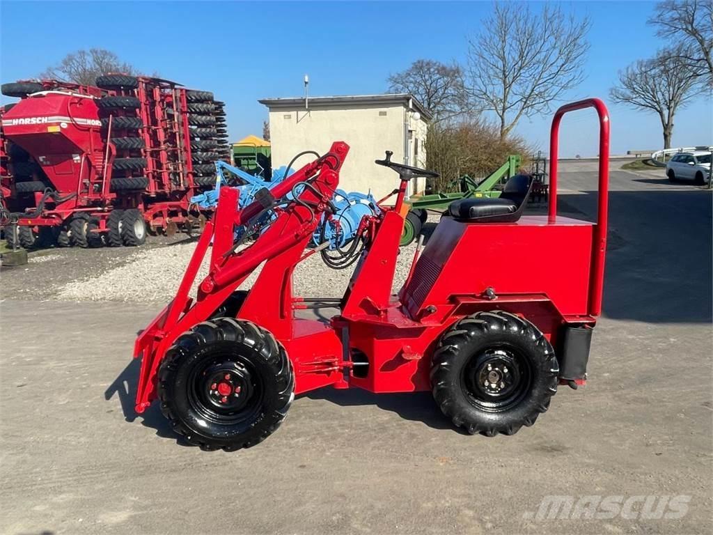 Weidemann 1302 Малі навантажувачі