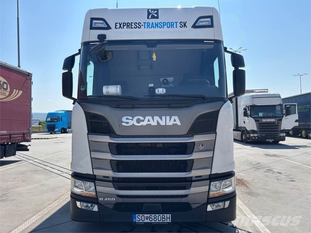 Scania R450 Тягачі