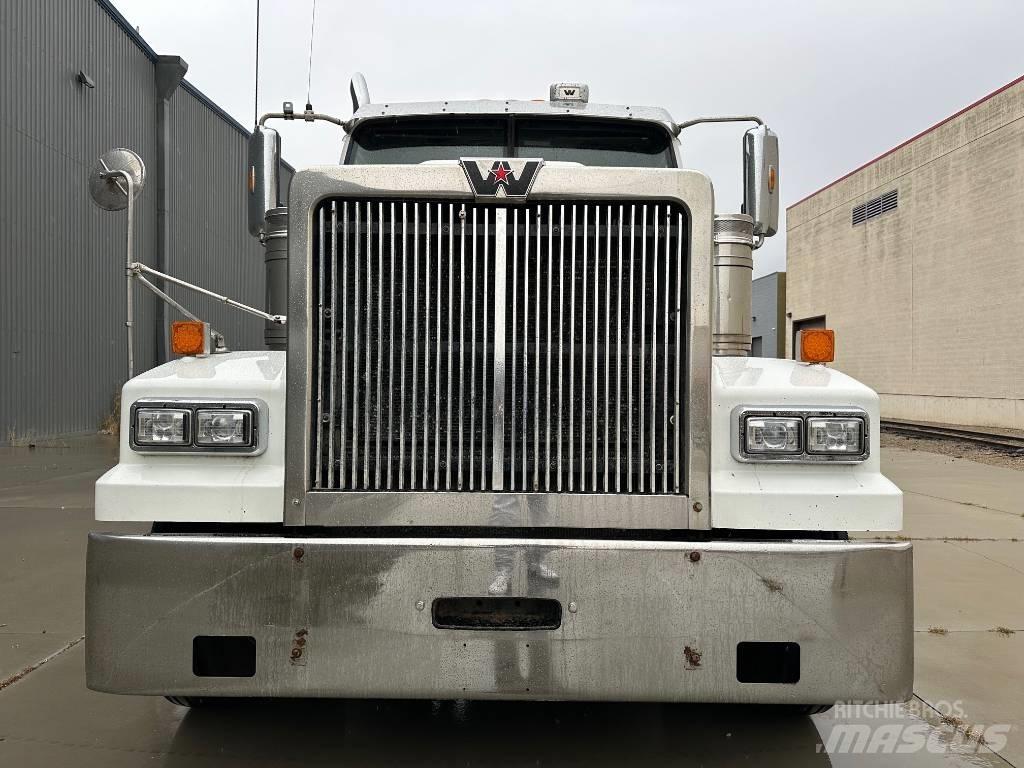 Western Star 4900 SF Тягачі