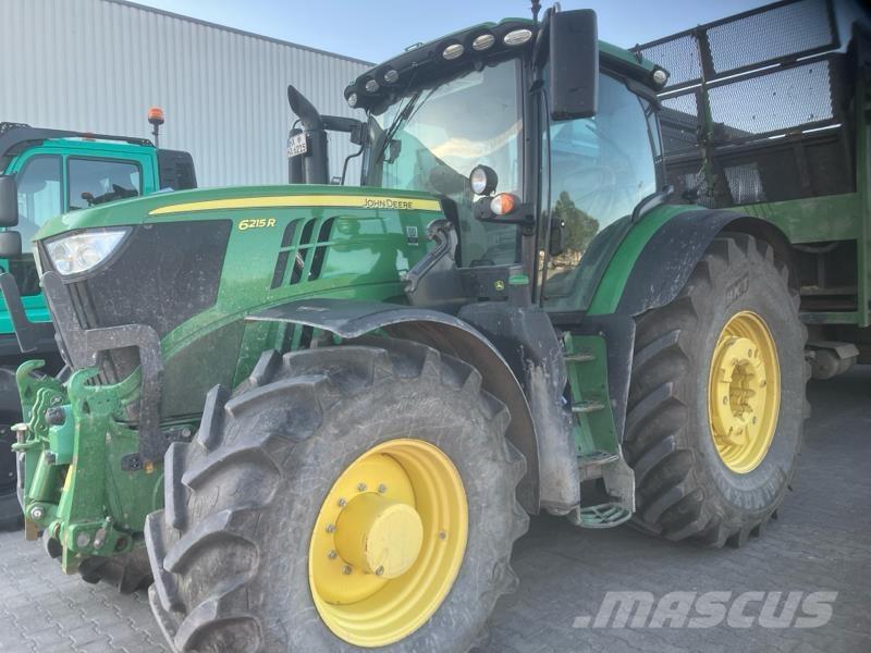 John Deere 6215R Трактори