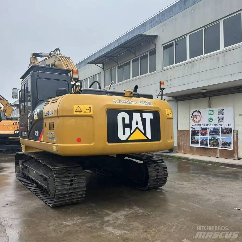 CAT 320D2 Середні екскаватори 7т. - 12т.