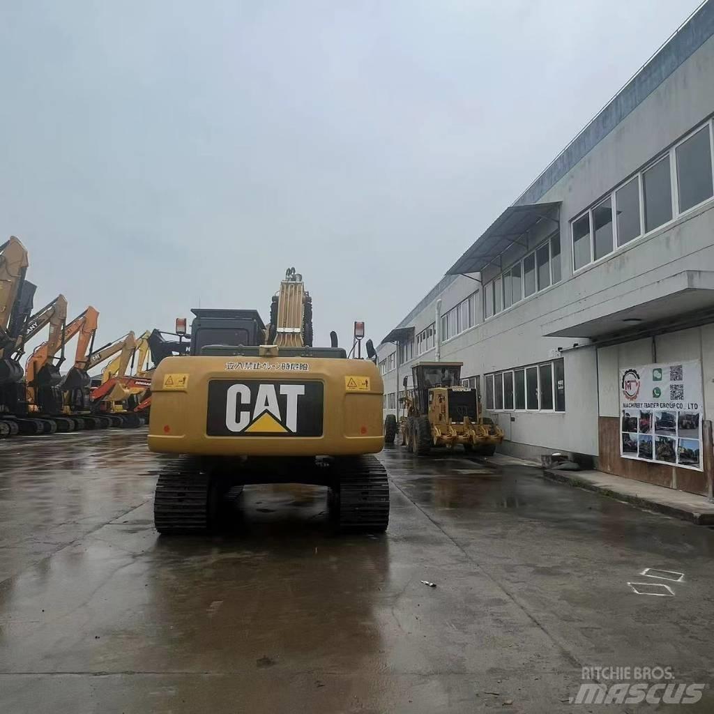 CAT 320D2 Середні екскаватори 7т. - 12т.