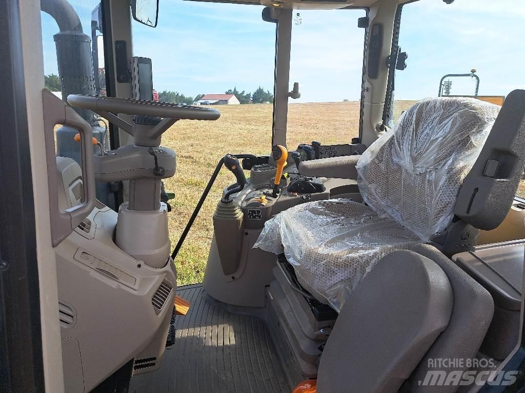John Deere 6110M Трактори