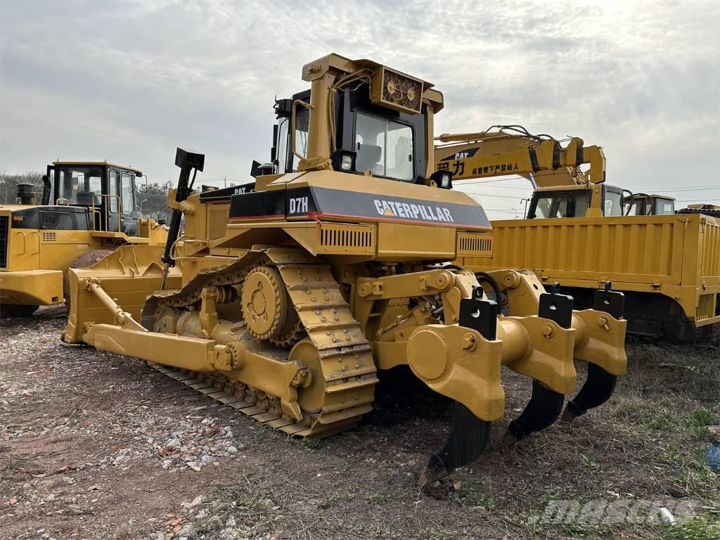CAT D7H Гусеничні бульдозери
