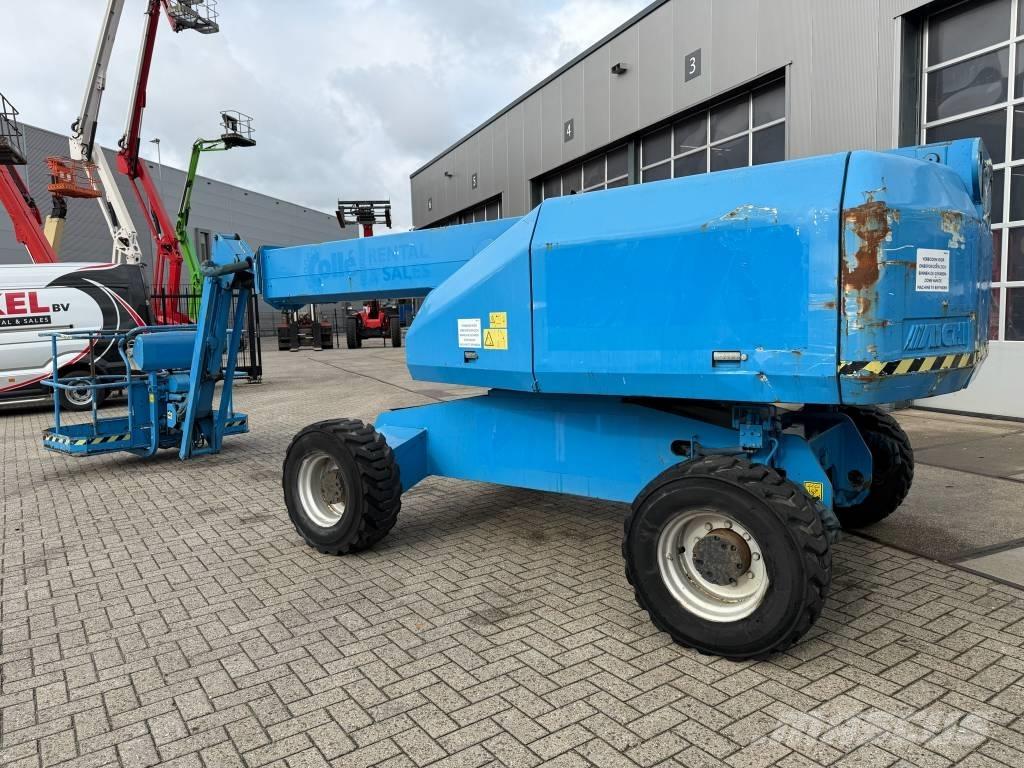 Aichi SP 14CJ Телескопічні підйомники