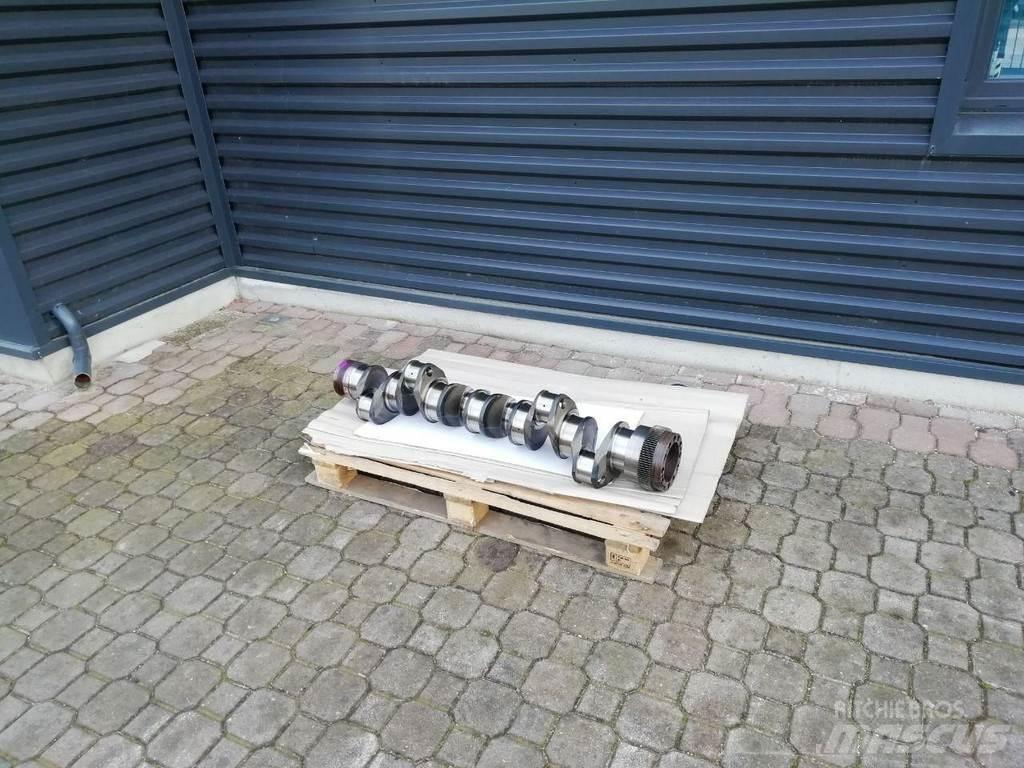 DAF OE 1684102 Двигуни