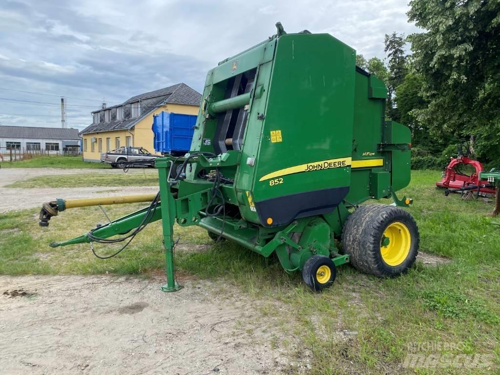 John Deere 852 Рулонні прес-підбирачі