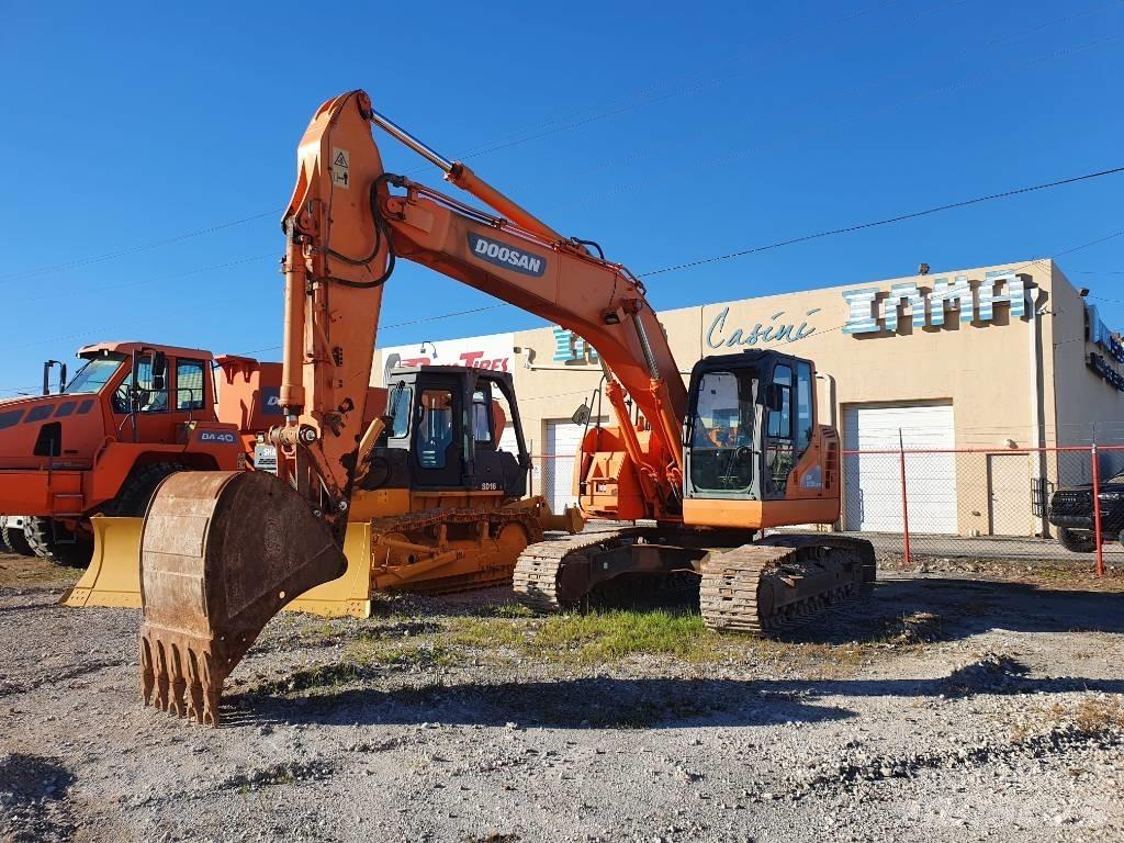 Doosan DX 235 LCR Гусеничні екскаватори