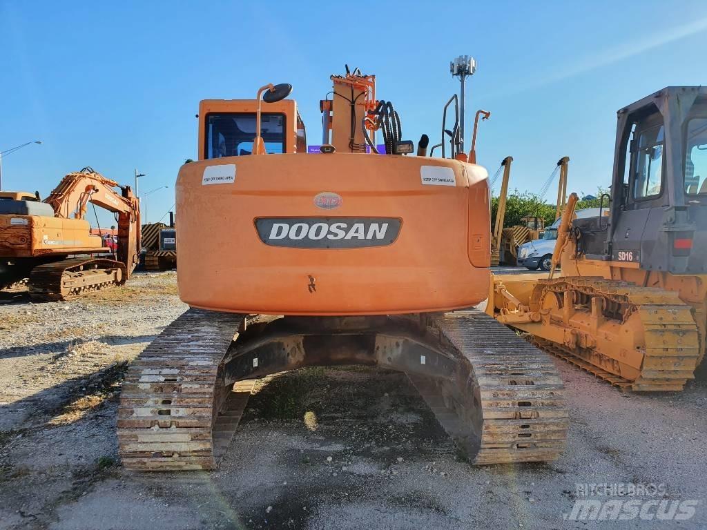 Doosan DX 235 LCR Гусеничні екскаватори