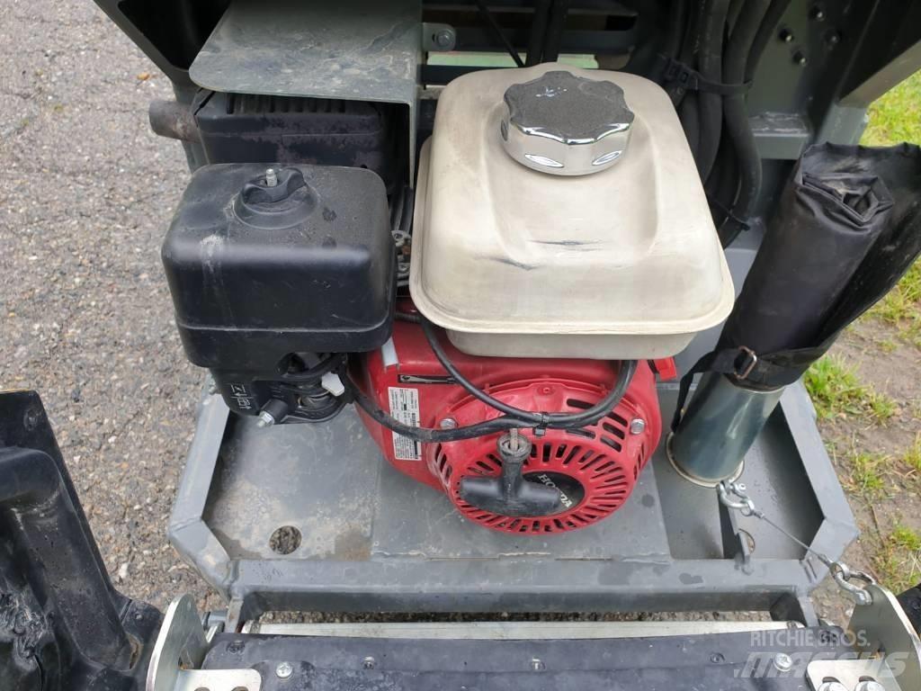 Wacker Neuson DT 05 Гусеничні самоскиди