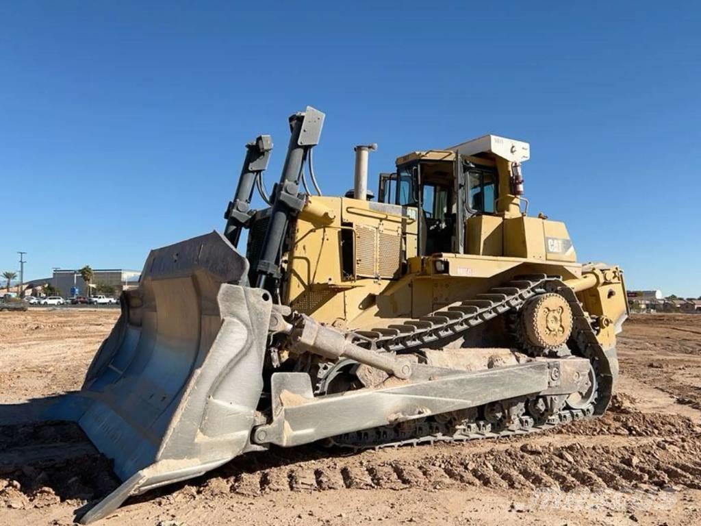 CAT D10R Гусеничні бульдозери