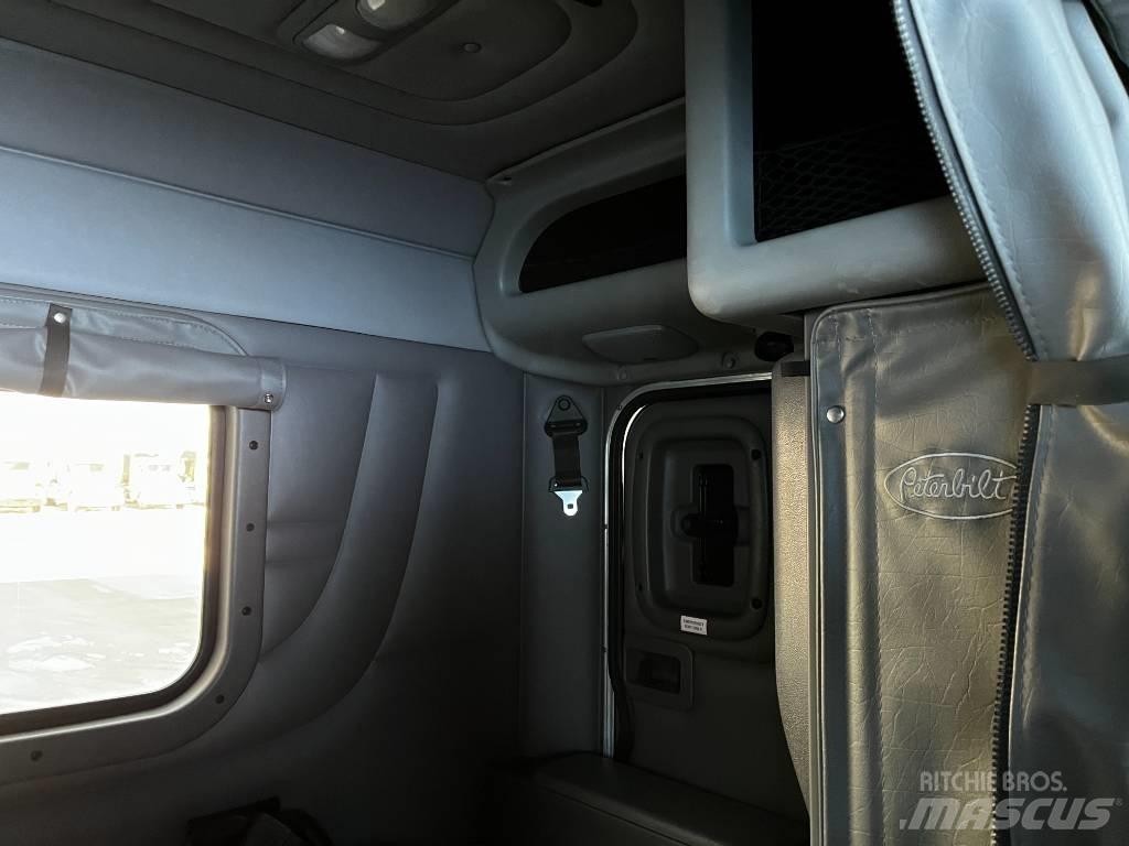 Peterbilt 389 Тягачі