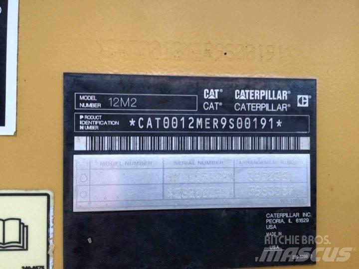CAT 12M2 Грейдери