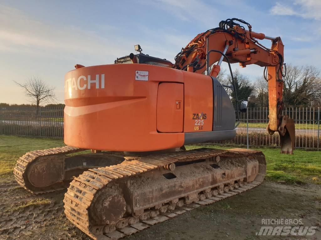 Hitachi ZX225USLC-3 Гусеничні екскаватори
