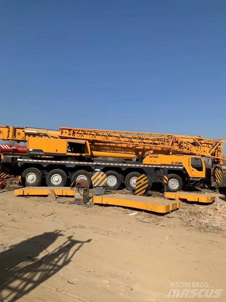 XCMG QY220 автокрани
