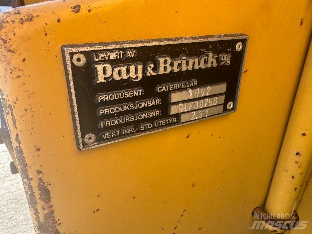 CAT CB 214 B Ущільнювачі грунту