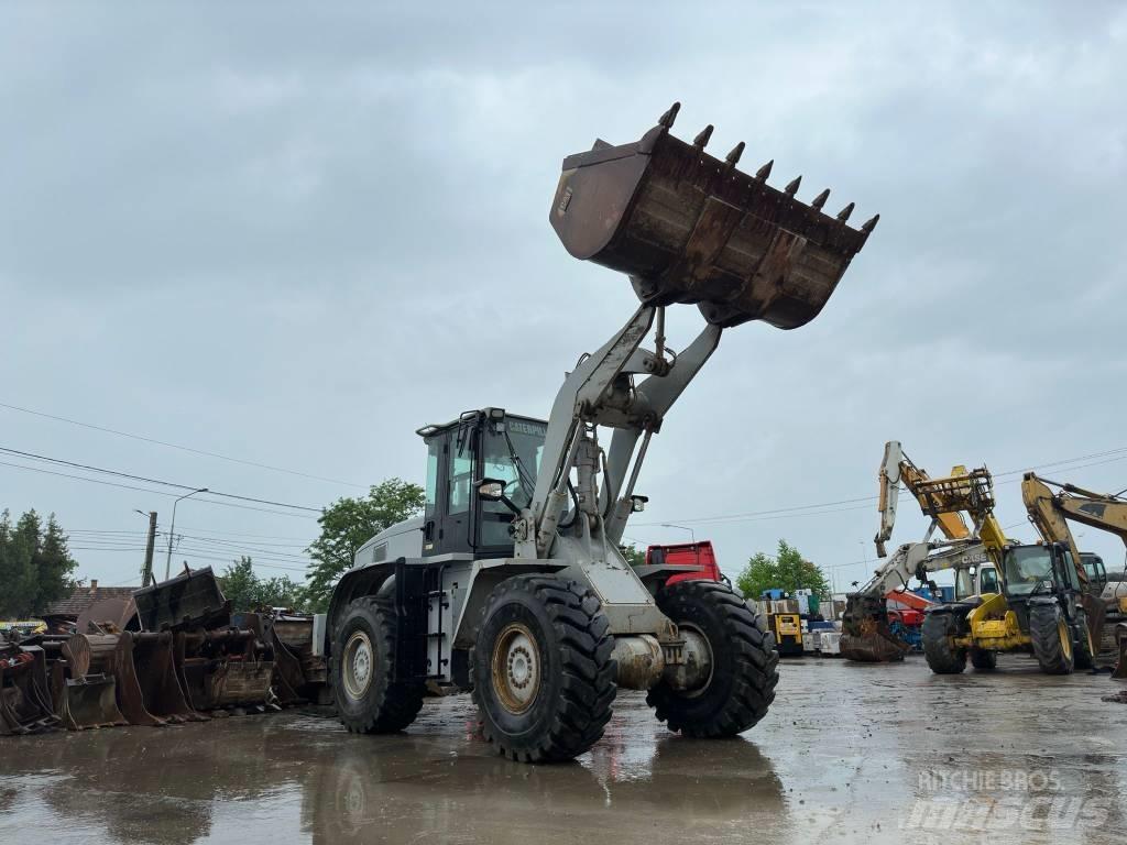 CAT 936H Фронтальні навантажувачі