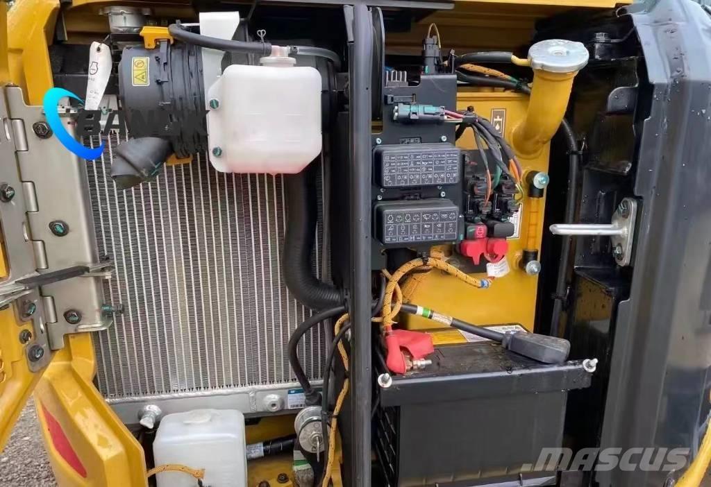 CAT 303 Міні-екскаватори < 7т