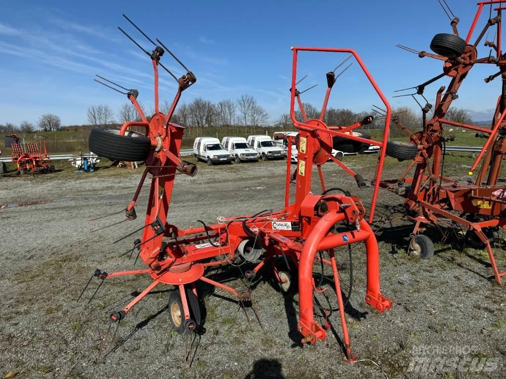 Kuhn GF5202 Граблі і сінозворушувачі