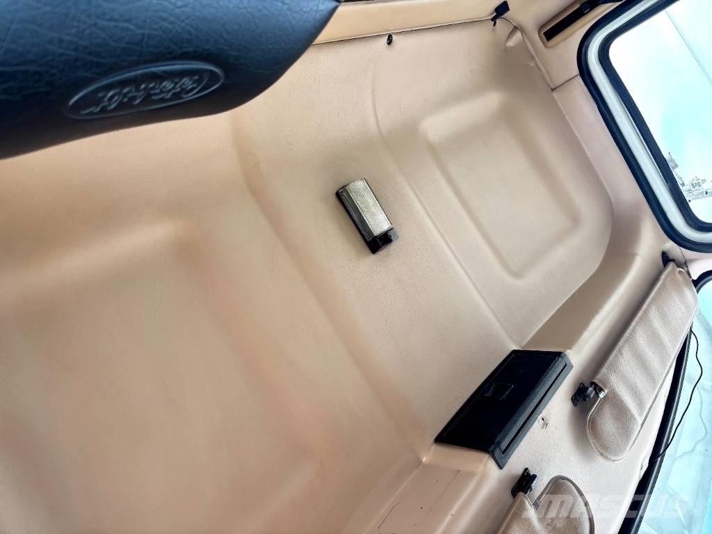 Mack Granite Контейнеровози