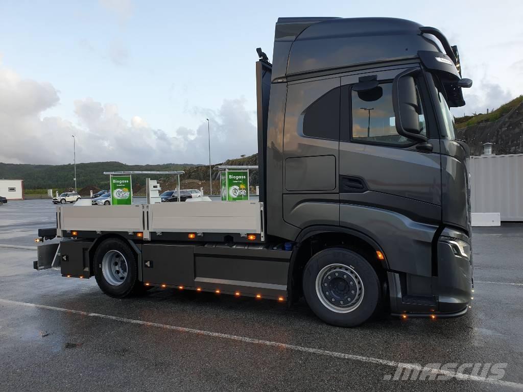 Iveco S-WAY 420 Вантажівки / спеціальні