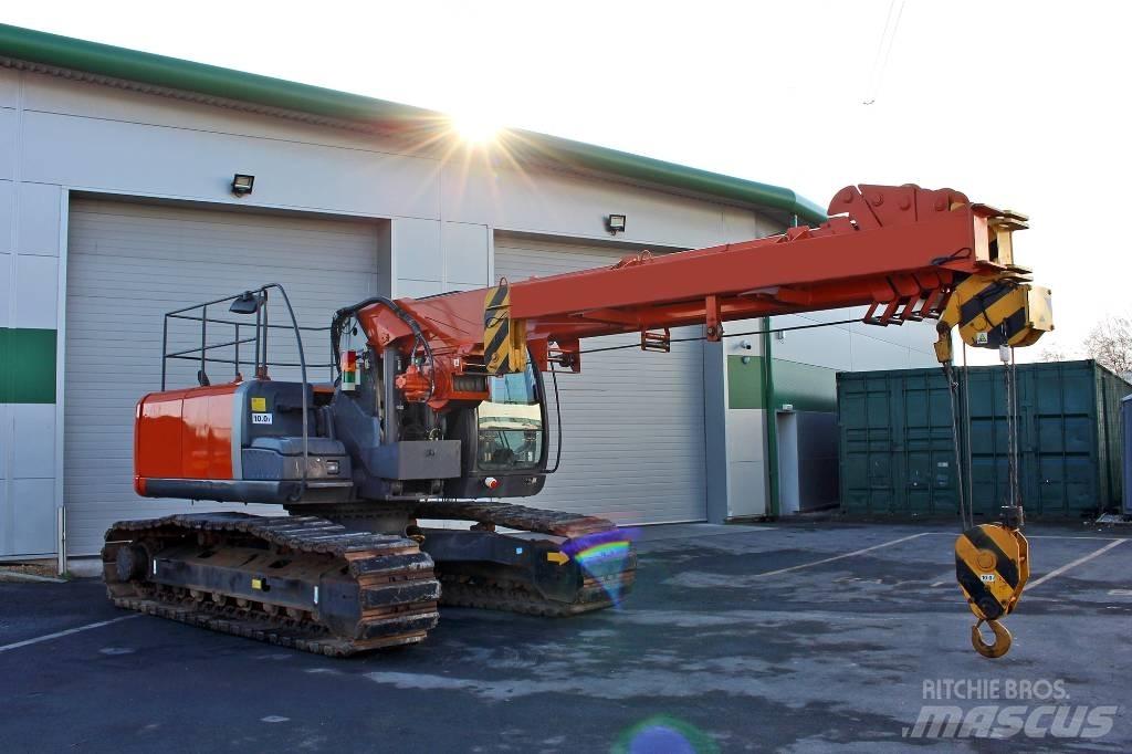 Hitachi ZX 210 LC-3 Гусеничні екскаватори