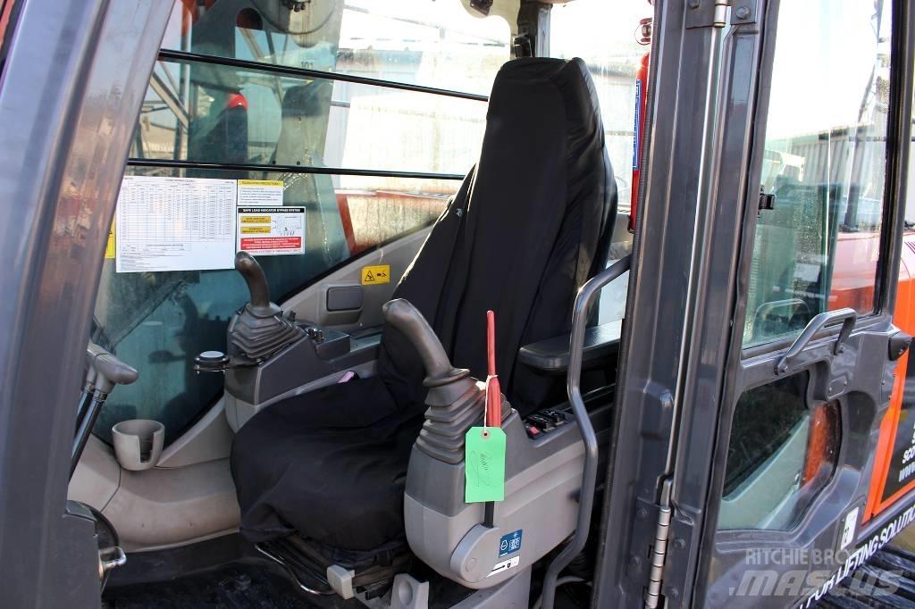 Hitachi ZX 210 LC-3 Гусеничні екскаватори